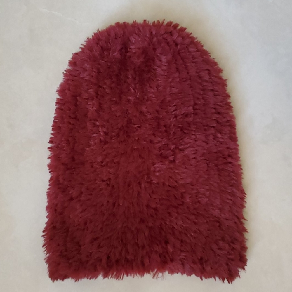 NWT Free People Head In The Clouds Berry Beanie